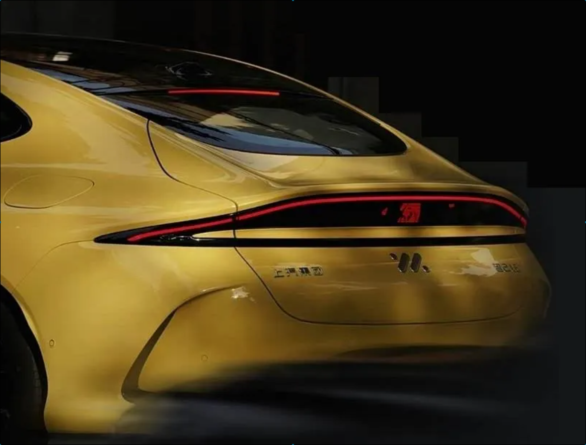 优德88官网网站光电直显ISD屏助力智己LS6共创交互智慧灯语